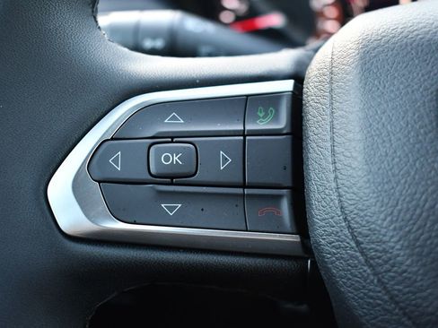 New 2026 Jeep Compass Latitude AWD/4WD image 17