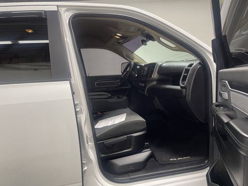 Used 2019 RAM 3500 Big Horn AWD/4WD image 25