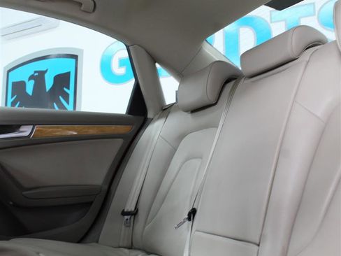 Used 2009 Audi A4 3.2 Prestige image 19