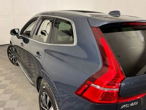 Certified 2023 Volvo XC60 B5 Plus AWD/4WD image 32
