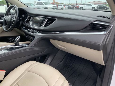 Used 2019 Buick Enclave Essence FWD image 64