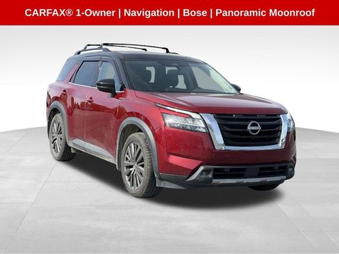 Used 2022 Nissan Pathfinder SL w/ SL Premium Package image 1