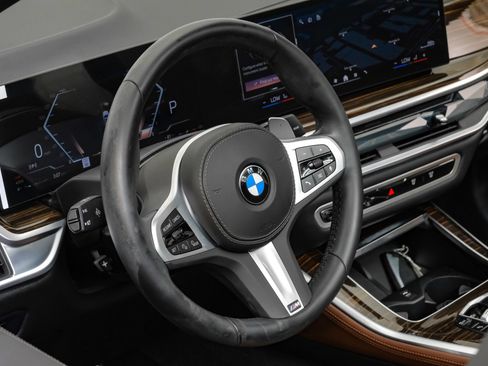 Used 2026 BMW X5 sDrive40i w/ M Sport Package RWD image 19