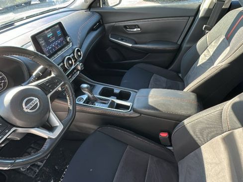 Certified 2022 Nissan Sentra SR w/ Trunk Package image 22