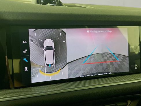 New 2026 Porsche Cayenne E-Hybrid AWD/4WD image 17