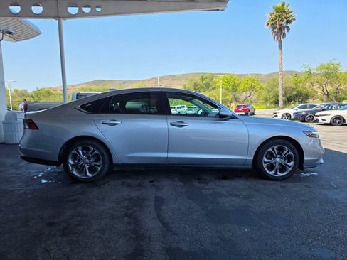 Used 2023 Honda Accord EX image 9