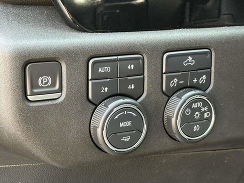 Used 2023 Chevrolet Silverado 1500 RST image 24