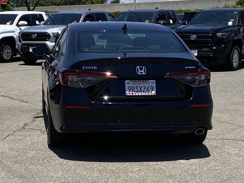 Used 2025 Honda Civic Sport image 41