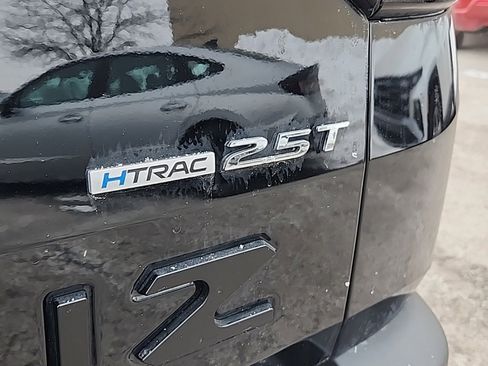 Used 2025 Hyundai Santa Cruz Limited image 11