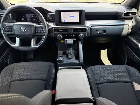 Used 2026 Toyota 4Runner SR5 AWD/4WD image 23