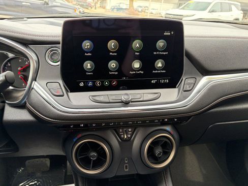 Used 2023 Chevrolet Blazer Premier image 13
