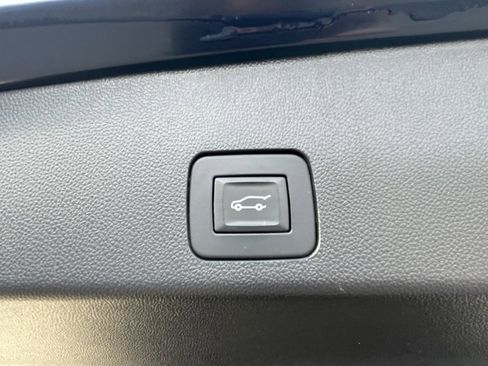 Used 2022 Buick Encore GX Select image 16