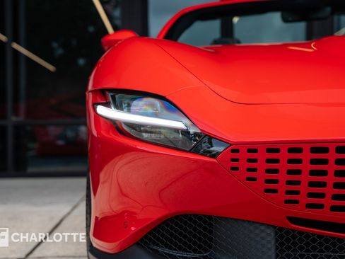 Used 2024 Ferrari Roma Spider RWD image 4