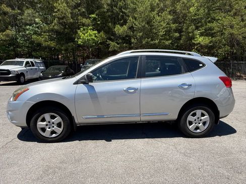 Used 2014 Nissan Rogue S w/ Convenience Package FWD image 4