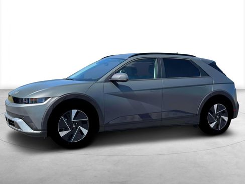 New 2026 Hyundai Ioniq 5 SEL RWD image 2