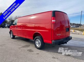 New 2025 Chevrolet Express 2500 Extended w/ Driver Convenience Package video 4