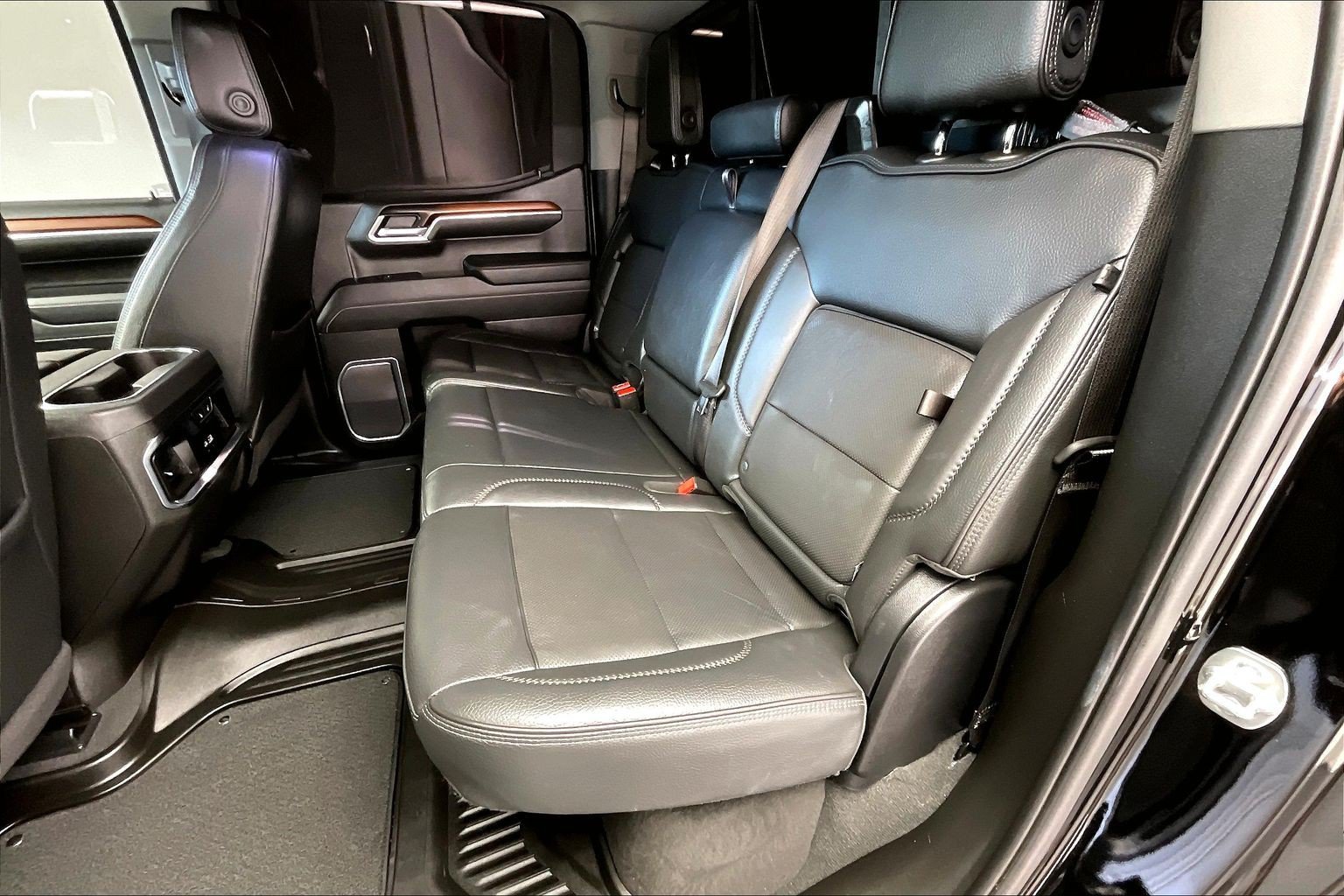 Used 2025 GMC Sierra 1500 Denali AWD/4WD image 19