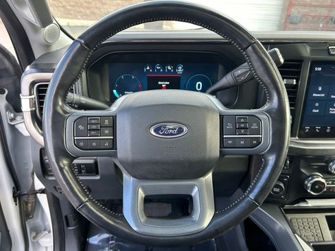 Used 2024 Ford F350 Lariat w/ Lariat Ultimate Package AWD/4WD image 14
