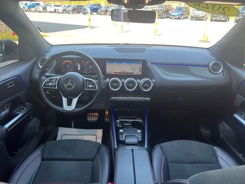 Used 2022 Mercedes-Benz GLA 250 4MATIC image 20