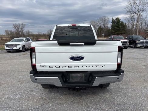 Used 2019 Ford F250 XLT w/ XLT Premium Package AWD/4WD image 3