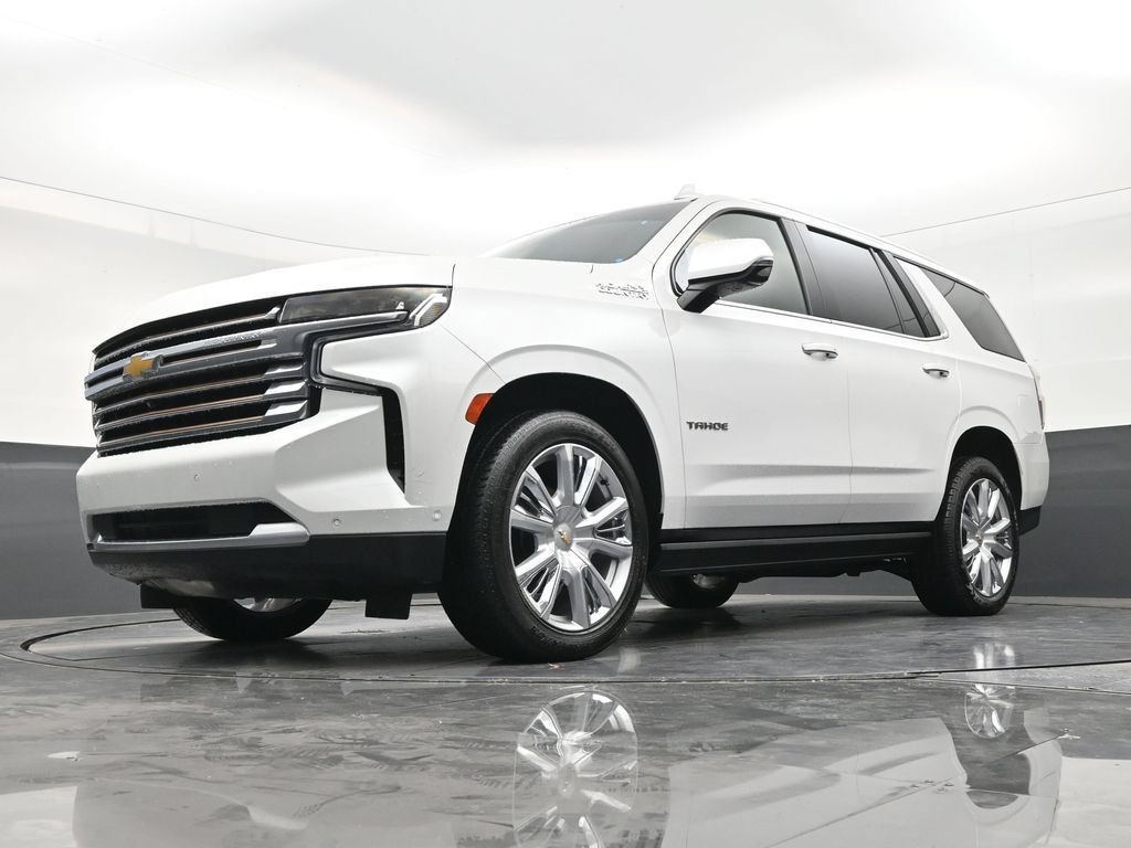 Used 2023 Chevrolet Tahoe High Country w/ Advanced Technology Package RWD image 20