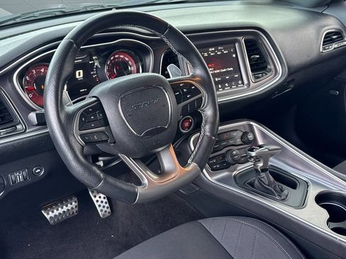 Used 2019 Dodge Challenger SRT Hellcat image 26