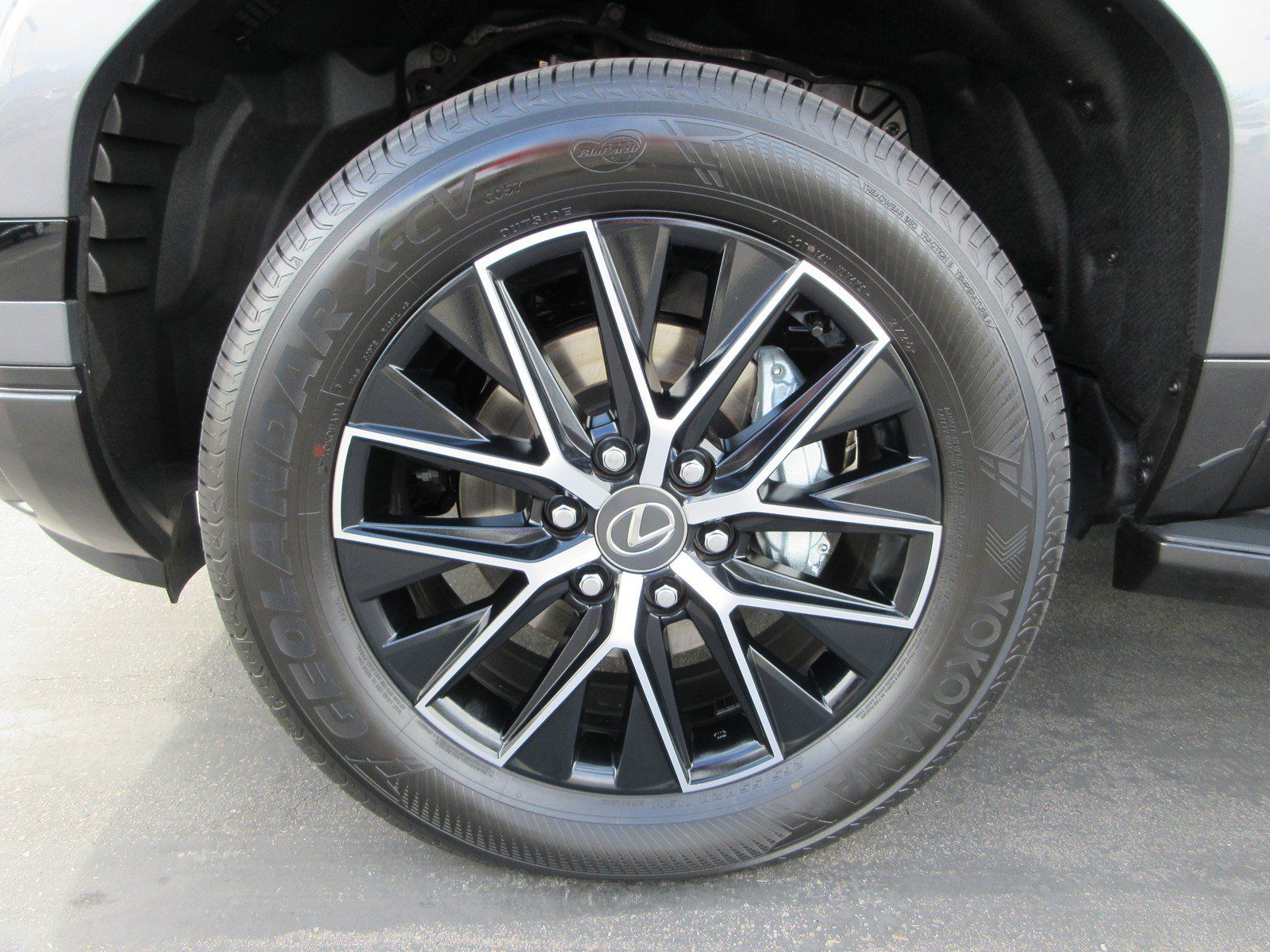 Used 2026 Lexus GX 550 w/ Cold Area Package AWD/4WD image 52