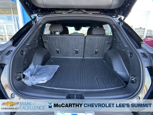 New 2026 Chevrolet Equinox EV LT w/ Comfort Package image 34