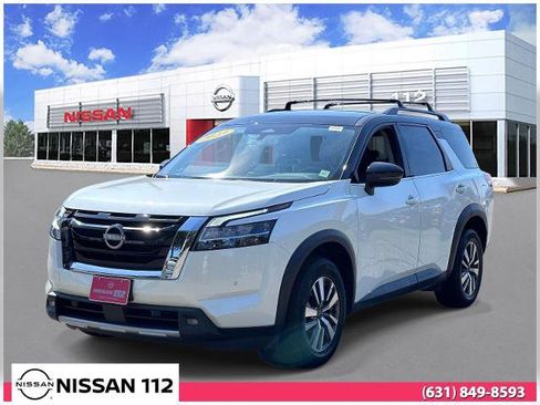 Certified 2023 Nissan Pathfinder SL AWD/4WD image 1