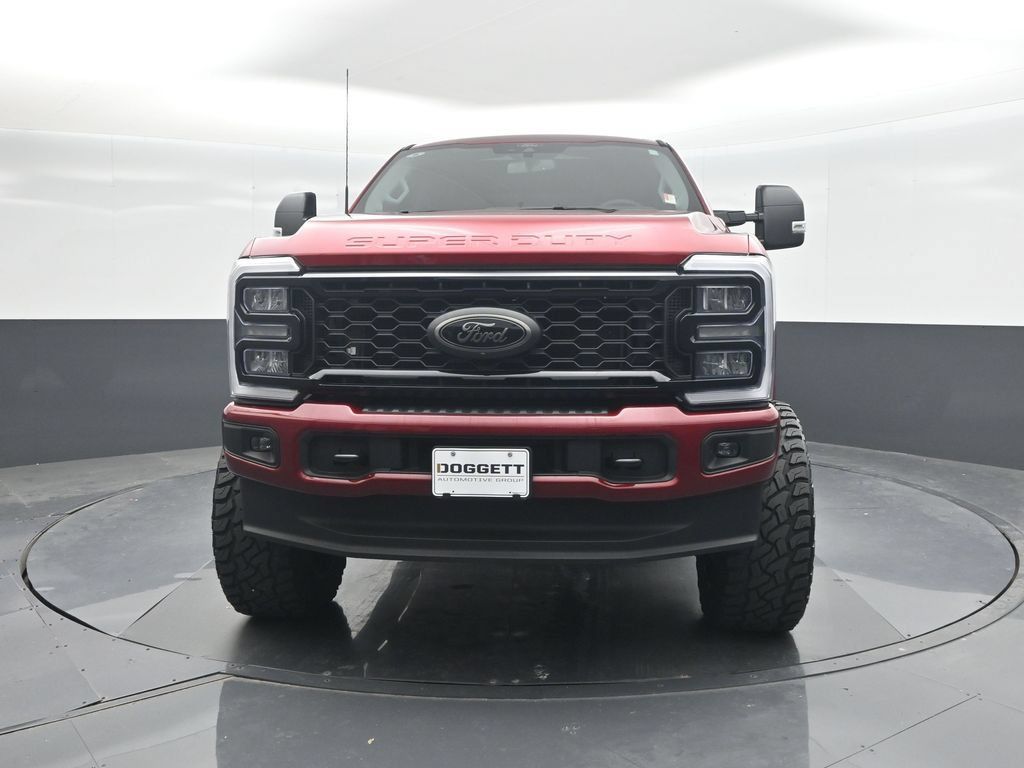 Used 2025 Ford F250 XLT w/ Black Appearance Package AWD/4WD image 5