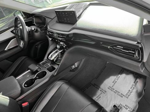 Used 2024 Acura MDX SH-AWD w/ Technology Package image 21