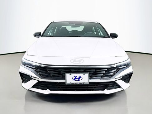 New 2026 Hyundai Elantra Sport image 2