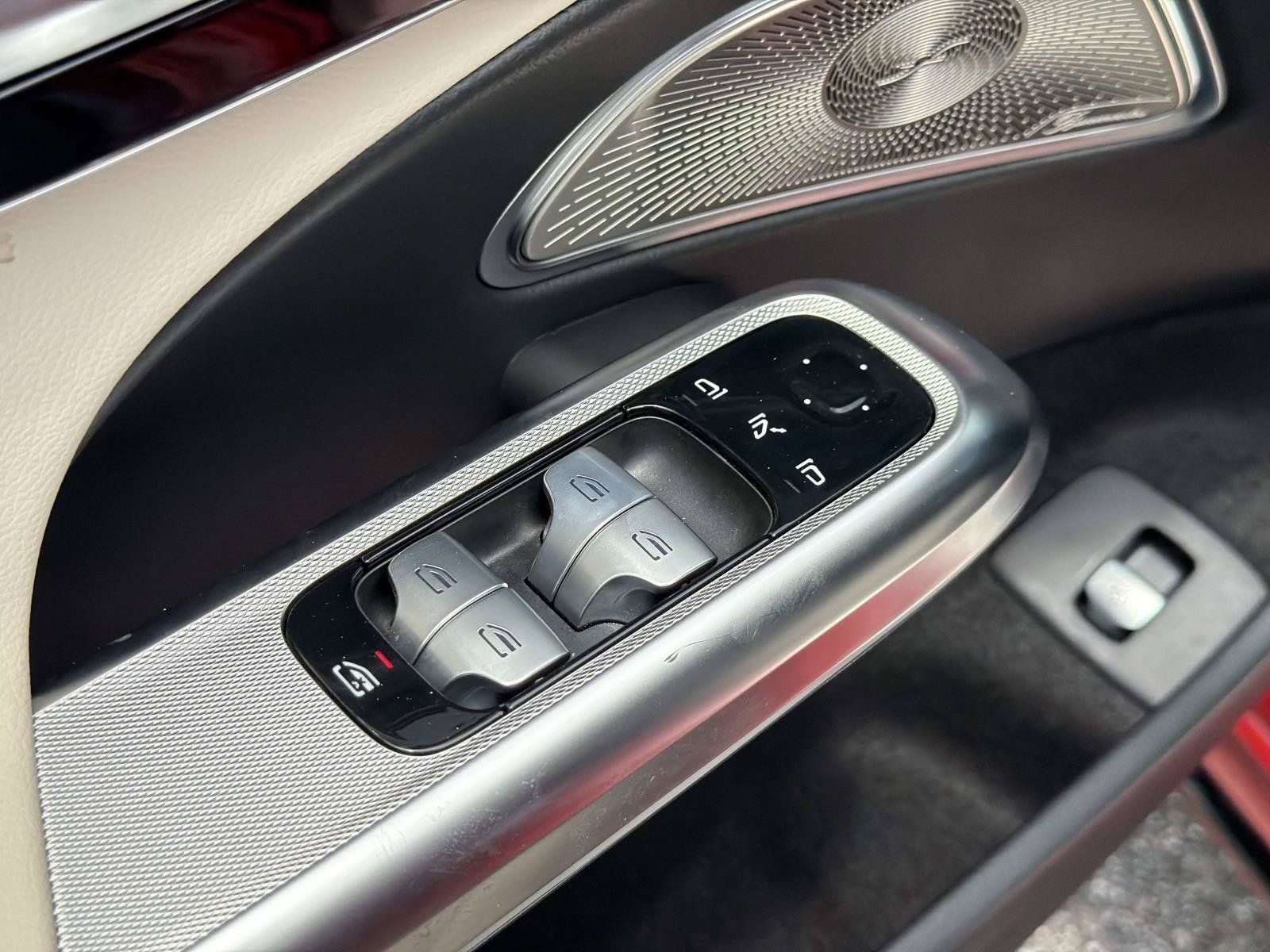 Certified 2025 Mercedes-Benz E 350 4MATIC Sedan w/ Driver Assistance Package image 17