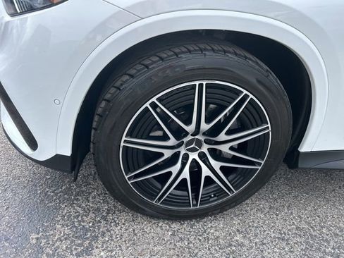 Used 2024 Mercedes-Benz GLC 43 AMG 4MATIC image 10