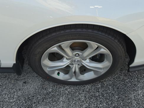 Certified 2024 Honda Accord LX image 7