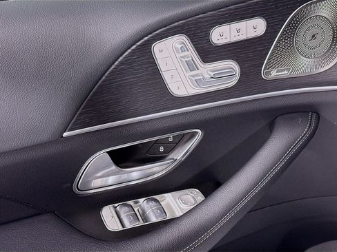 Certified 2026 Mercedes-Benz GLS 450 4MATIC image 24