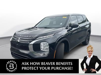 Used 2024 Mitsubishi Outlander SE Black Edition