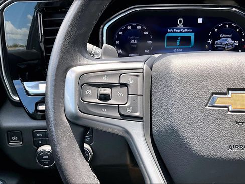 Used 2022 Chevrolet Silverado 1500 LTZ w/ LTZ Premium Package AWD/4WD image 22