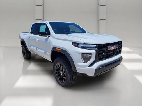 New 2026 GMC Canyon Elevation w/ Convenience Package RWD image 3