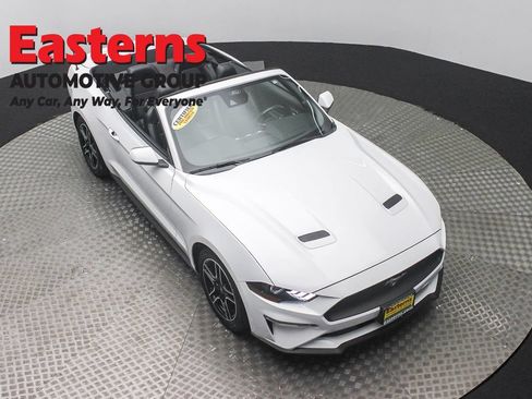Used 2023 Ford Mustang Premium RWD image 3