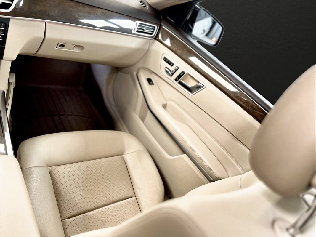 Used 2016 Mercedes-Benz E 350 4MATIC Wagon image 20