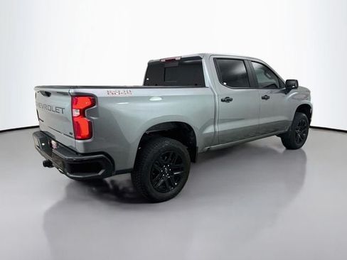 Used 2025 Chevrolet Silverado 1500 LT Trail Boss w/ Convenience Package II AWD/4WD image 7