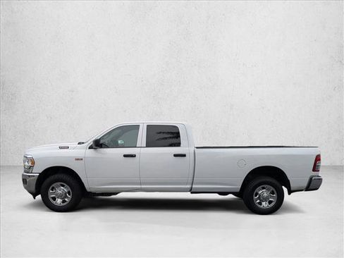 Used 2021 RAM 2500 Tradesman w/ Chrome Appearance Group RWD image 8