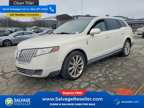 Used 2012 Lincoln MKT AWD image 1