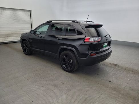 Used 2021 Jeep Cherokee Latitude Plus AWD/4WD image 3