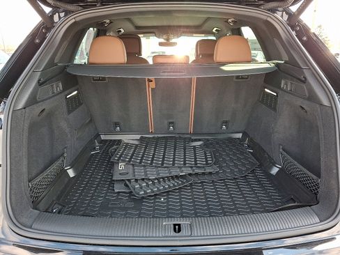 Used 2022 Audi Q5 2.0T Premium Plus w/ Premium Plus Package image 32