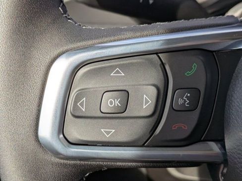 New 2025 Jeep Wrangler Unlimited Sahara AWD/4WD image 22