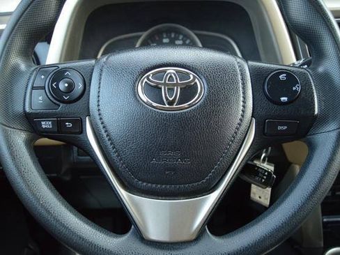 Used 2014 Toyota RAV4 XLE AWD/4WD image 18