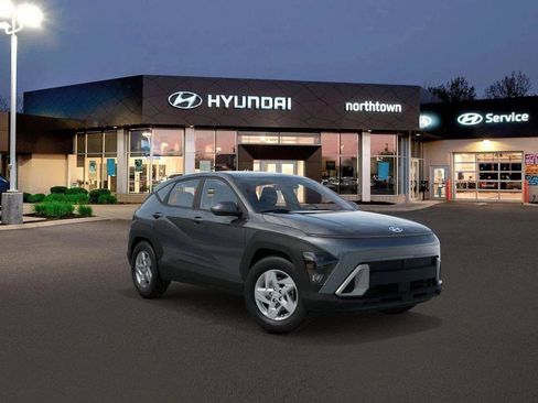 New 2026 Hyundai Kona SE image 2