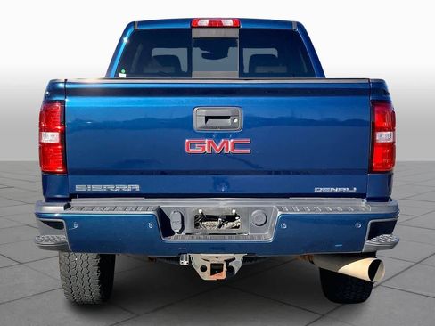 Used 2016 GMC Sierra 2500 Denali w/ Duramax Plus Package image 5